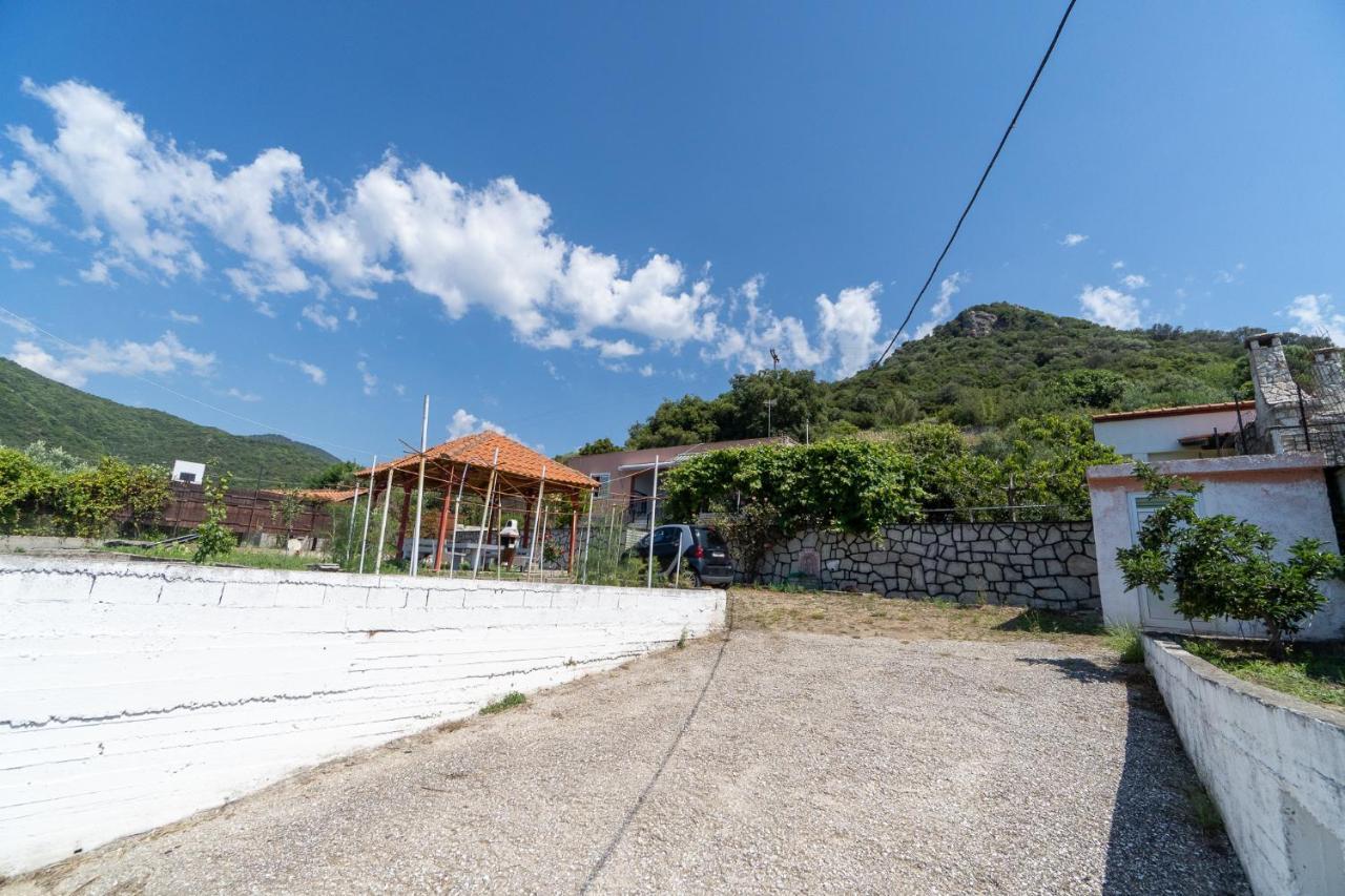 Paradise Residency Nea Iraklitsa Екстер'єр фото